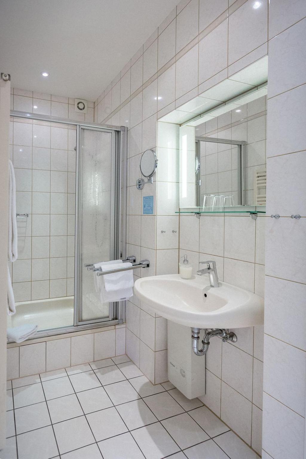 Weinhotel Offenstein Erben Eltville am Rhein Extérieur photo